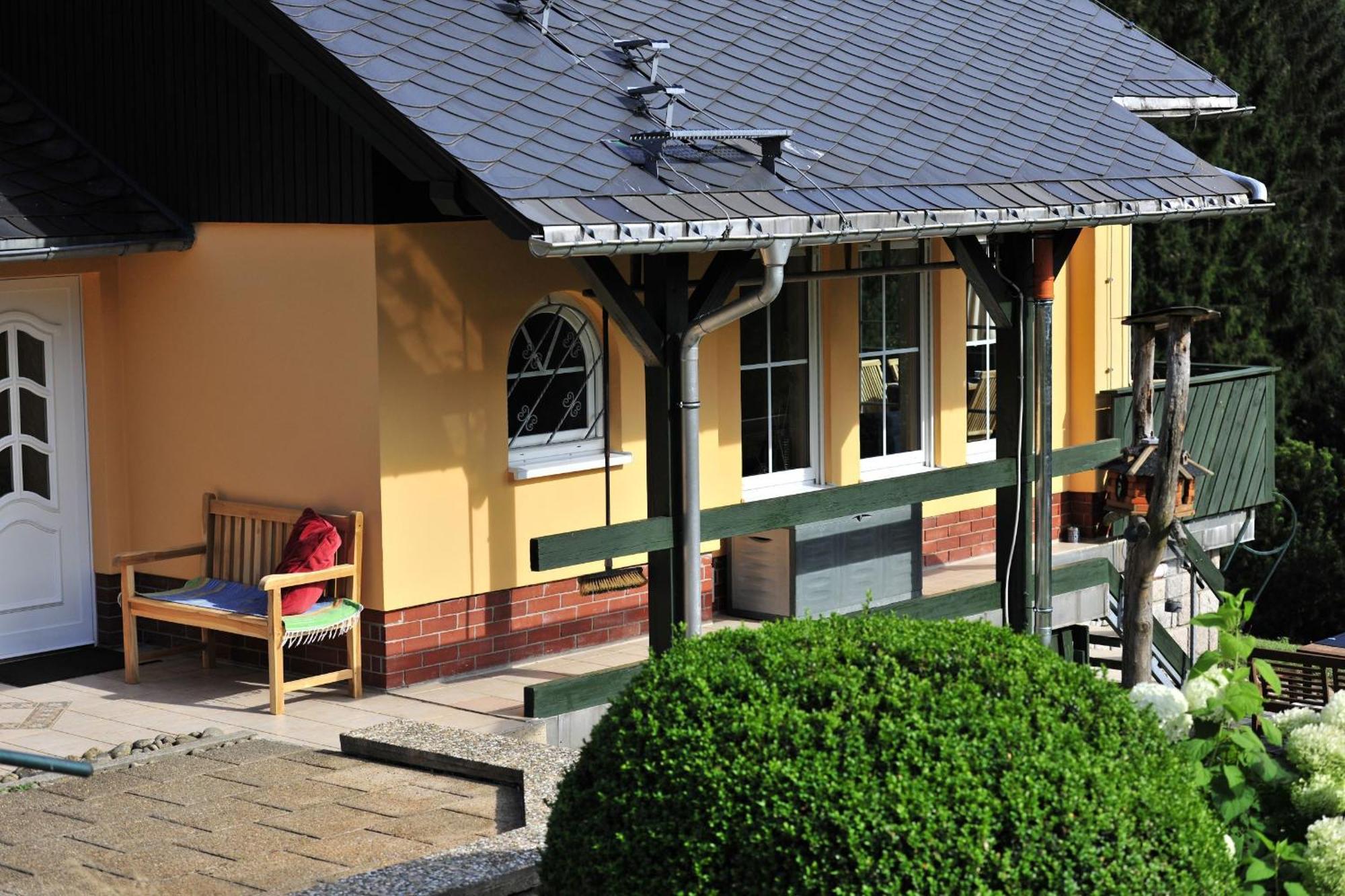 Exklusives Ferienhaus "Waldzauber" Ruhe Und Natur Pur Am Waldrand Geniessen Schönheide Exterior foto
